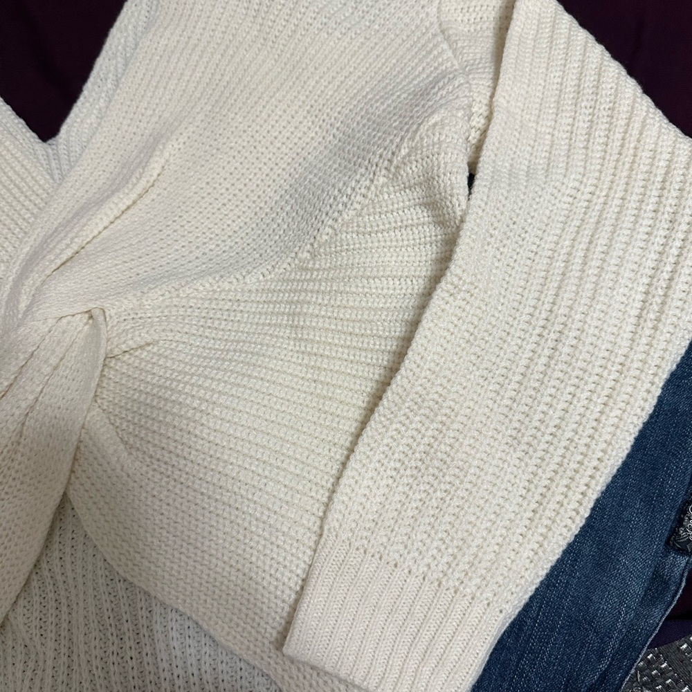 NWT Ivory Twist Back Knot Sweater - Picture 9 of 11